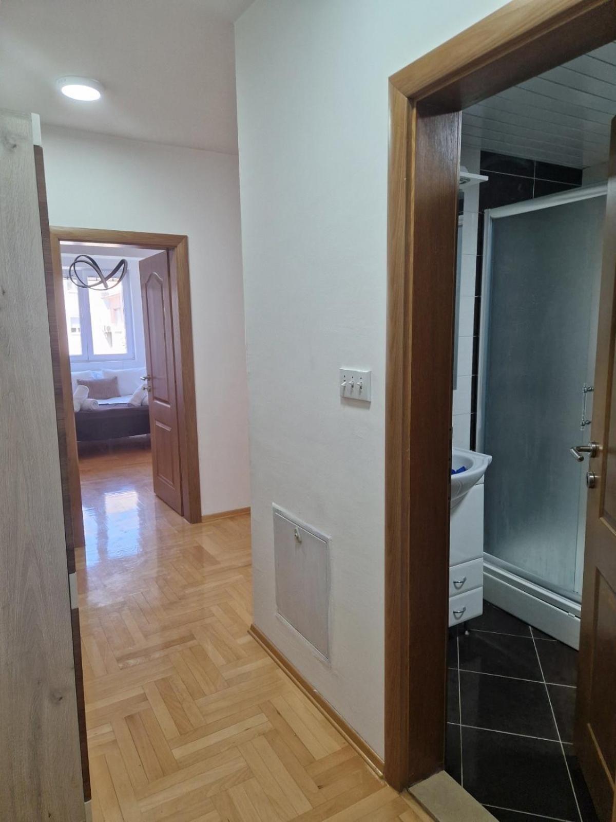 Kamche Lux Apartment Skopje Ngoại thất bức ảnh