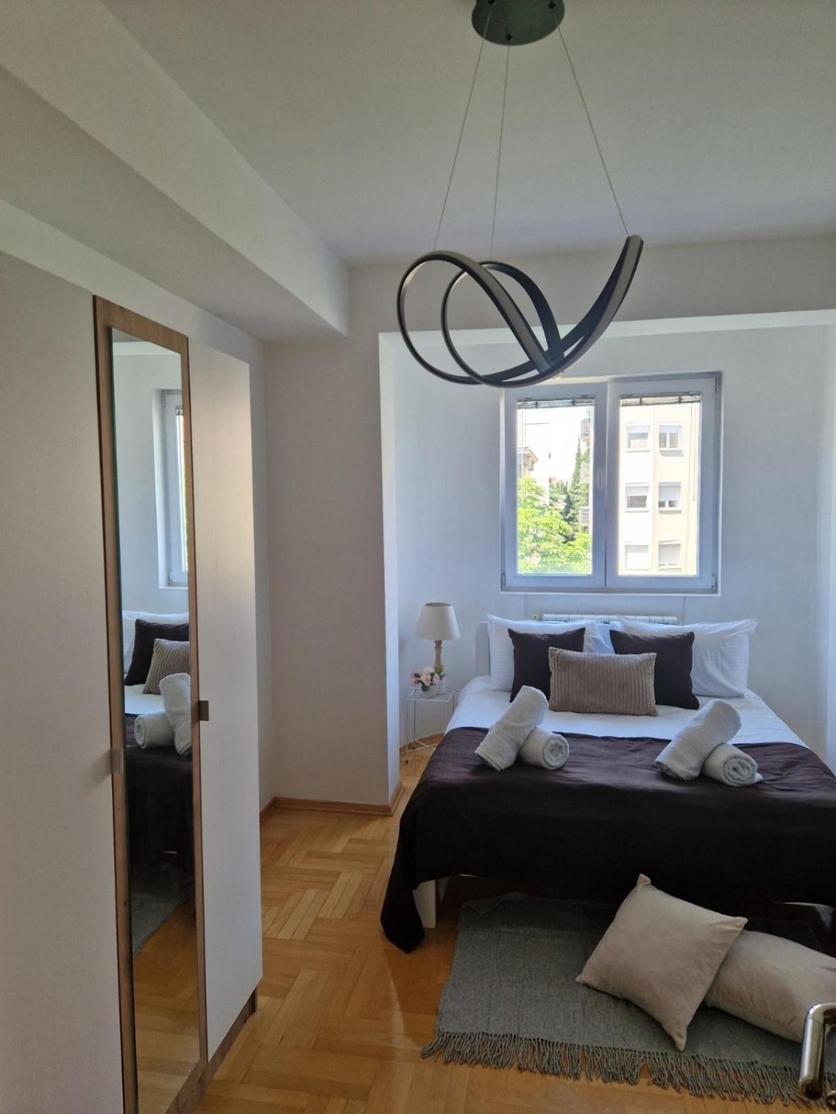 Kamche Lux Apartment Skopje Ngoại thất bức ảnh