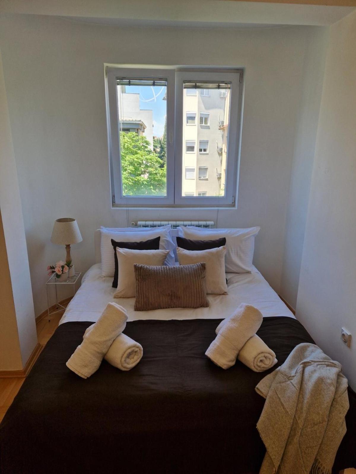 Kamche Lux Apartment Skopje Ngoại thất bức ảnh